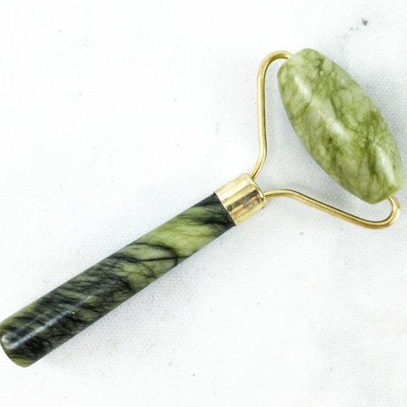Other - Melusine Cosmetics Magic Jade Roller
